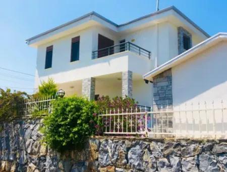 Luxusvilla Zum Verkauf In Yesiltepe