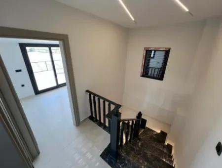 Aydın Didimde Hisar Mahallesinde 4+1 Satılık Villa